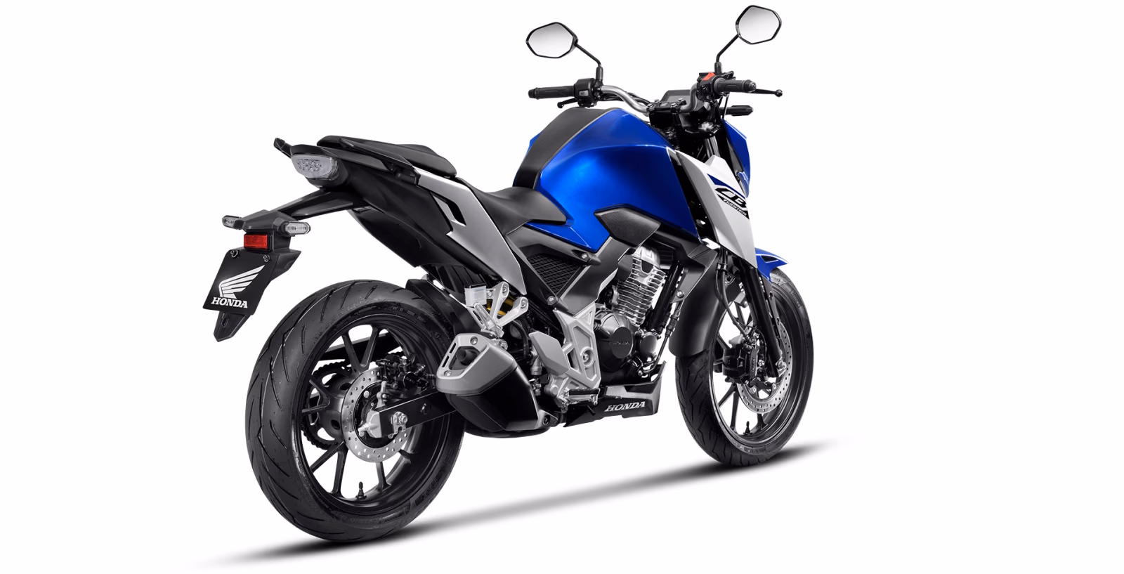 CB 300F Twister vista três quartos traseira - 6 de 9