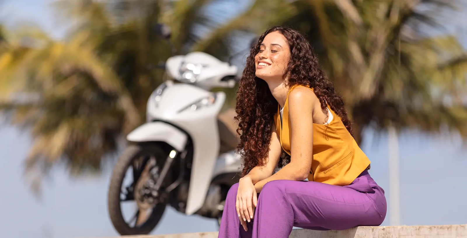 Honda Biz 125 detalhe do painel - 6 de 32