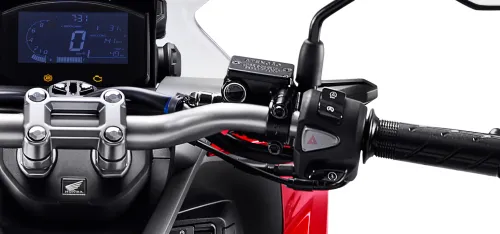 Detalhe do guidão com Idling Stop Honda ADV