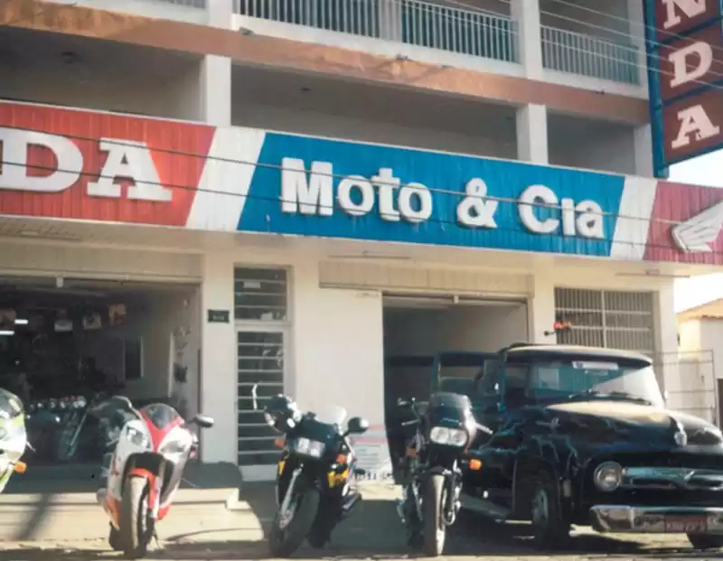 Fachada antiga Moto & Cia