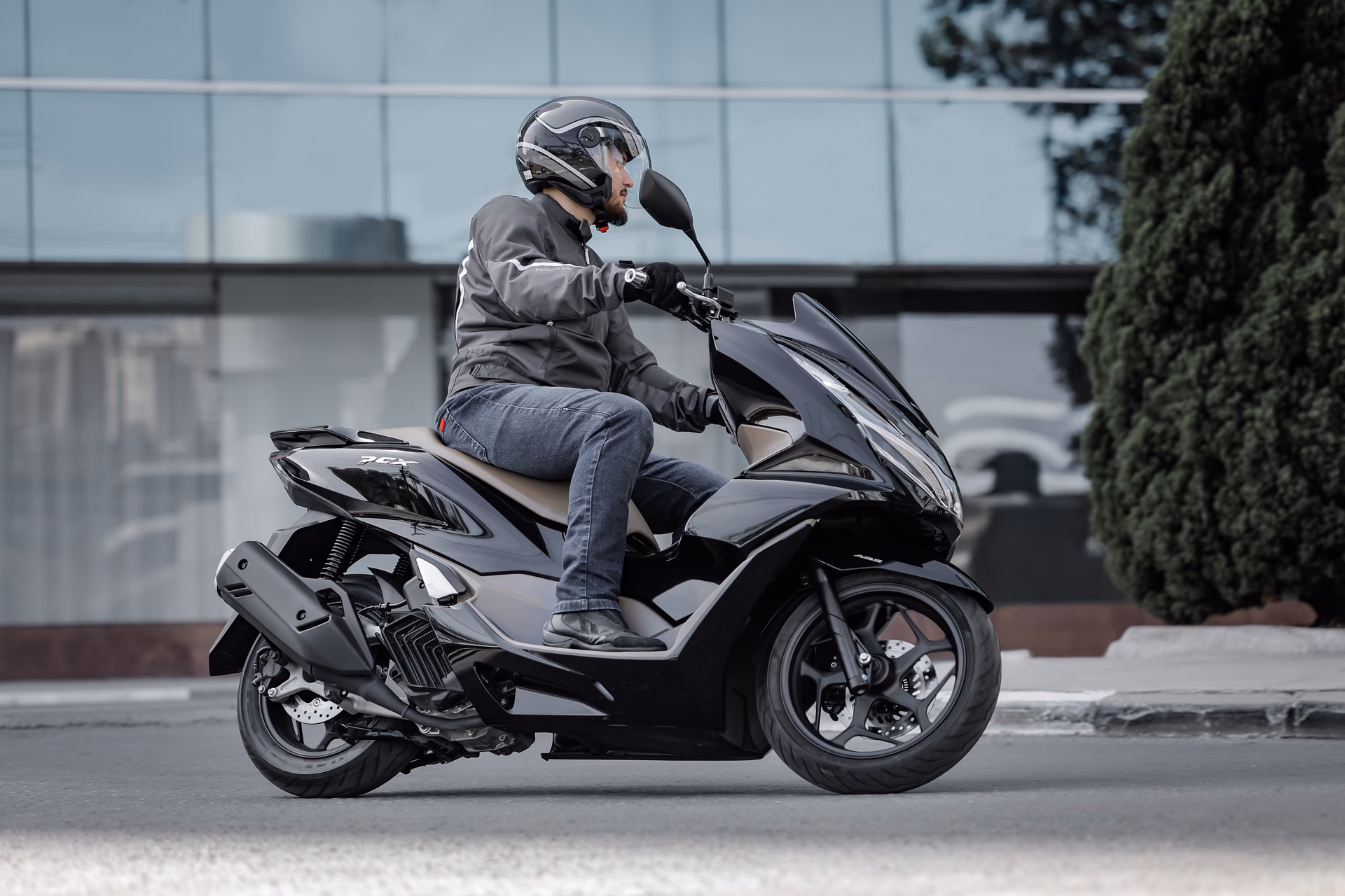 Honda PCX 2026 - Imagem 12 - 12 de 38