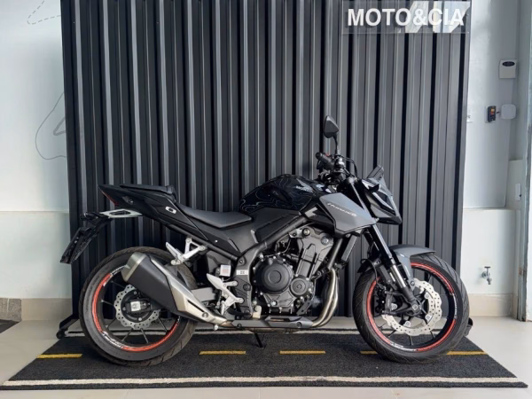 Honda CB 500 HORNET 2025/2026, foto 1