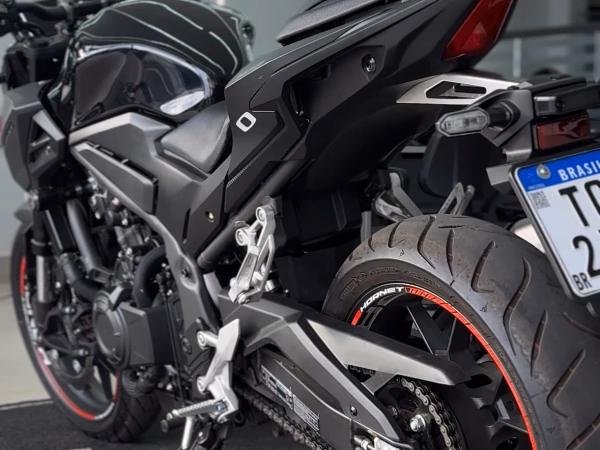 Honda CB 500 HORNET 2025/2026, foto 5